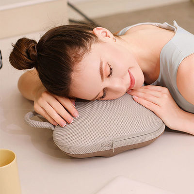 Masajeador ajustable de compresión caliente Masaje lumbar de la espalda baja Masajeador sin hilos con vibración térmica