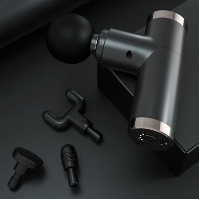 Relaja los músculos con 4 velocidades Pistola de masaje de percusión potente 920g Mini Metal ABS Diseño